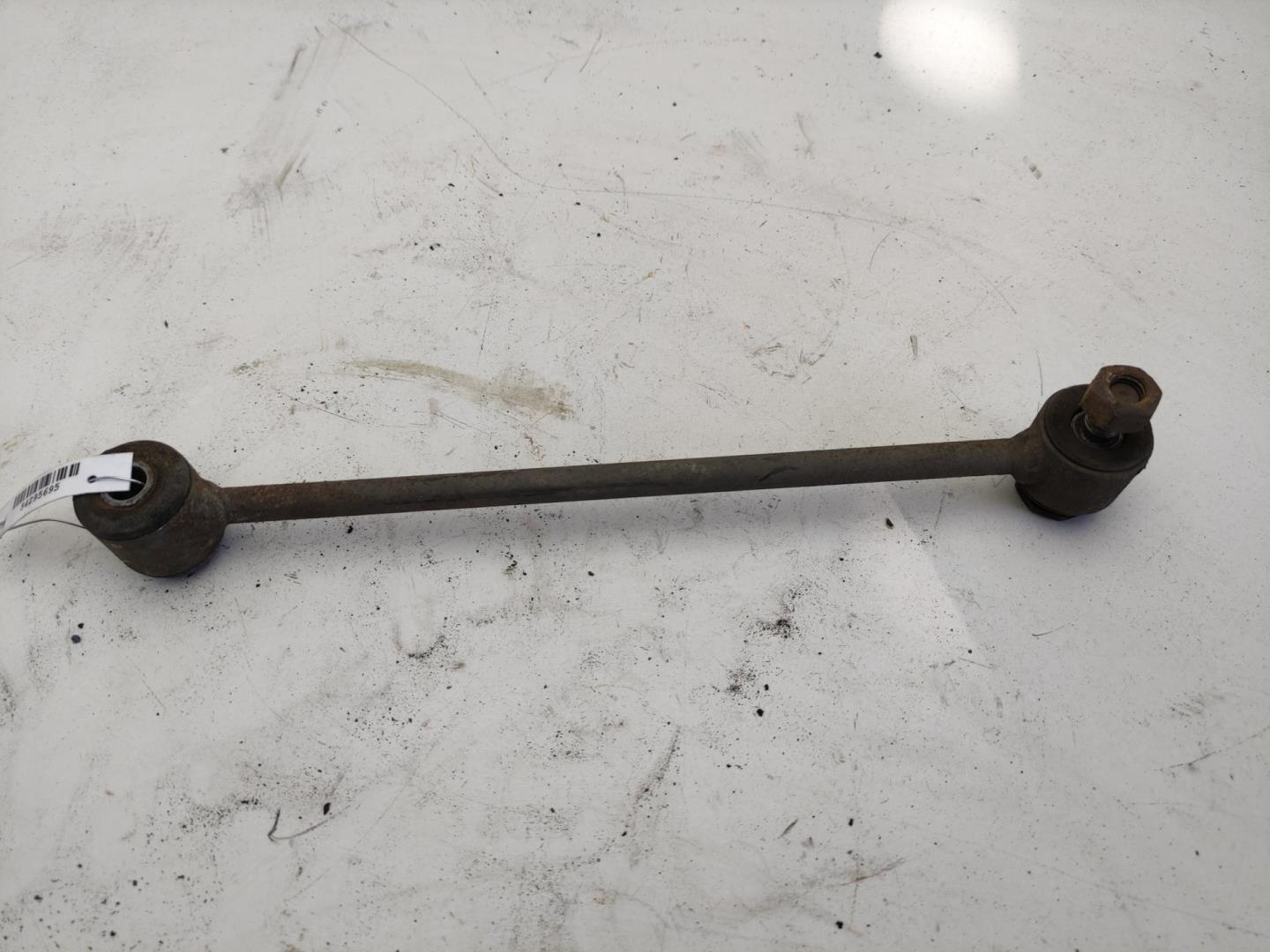 Стойка заднего стабилизатора