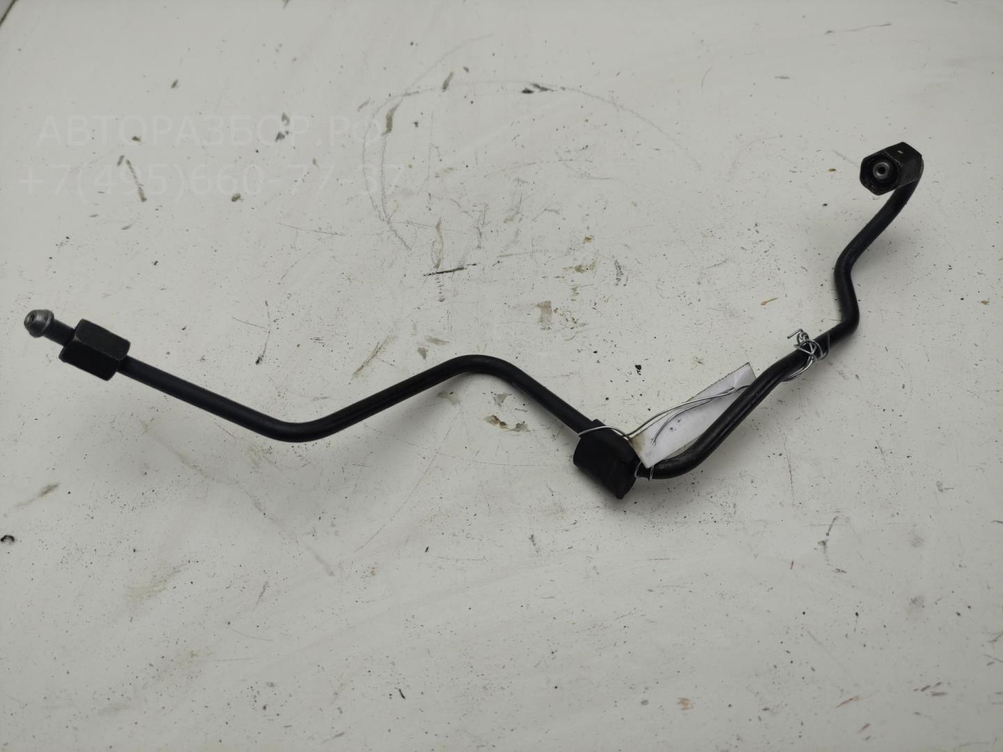 Трубка топливная