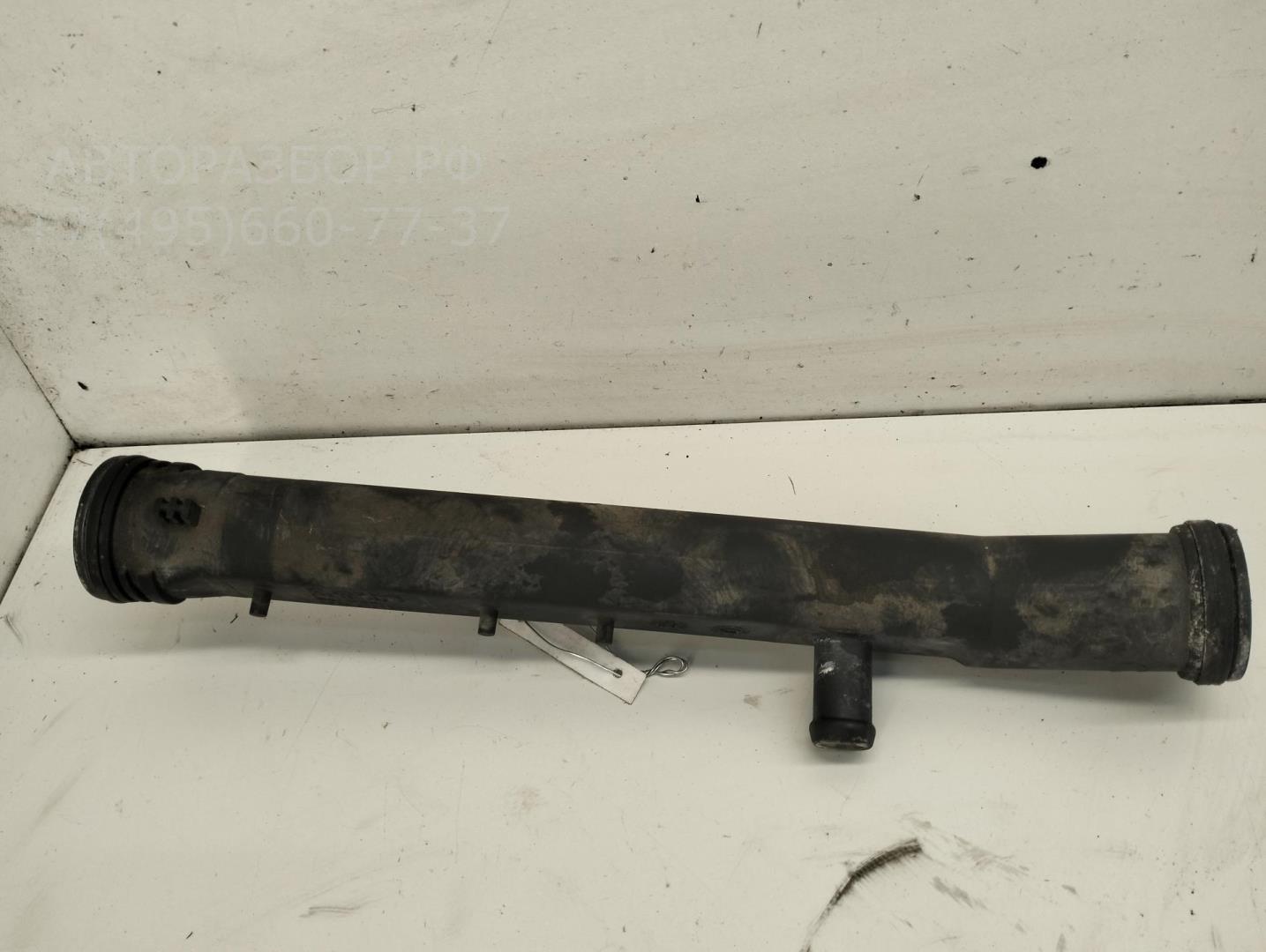 Трубка системы охлаждения