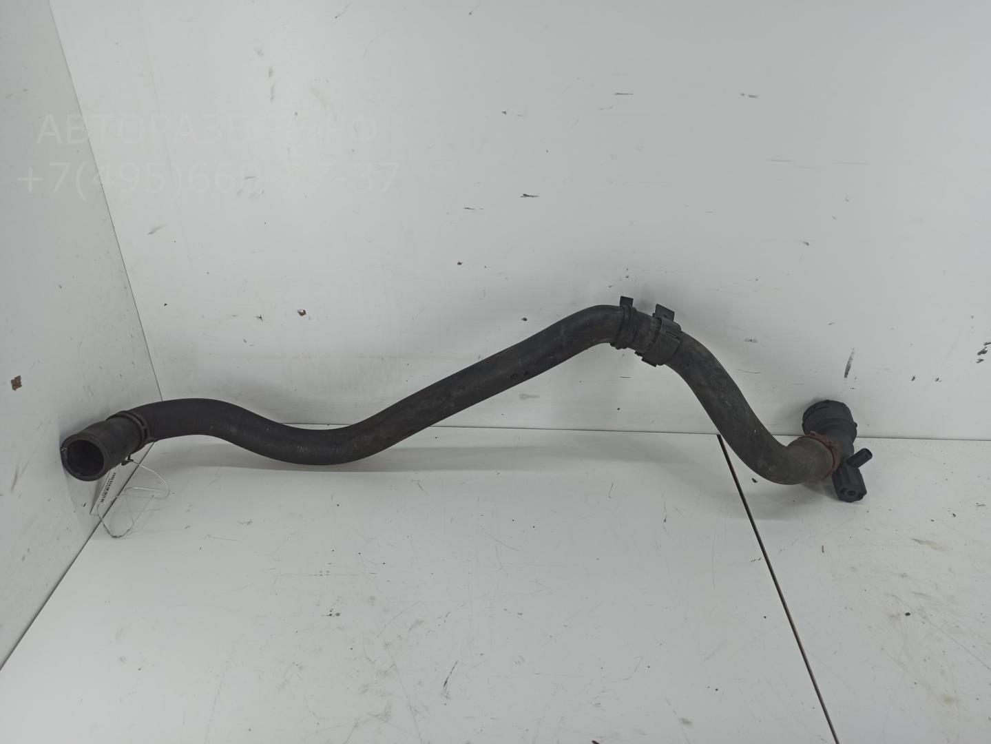 Патрубок радиатора