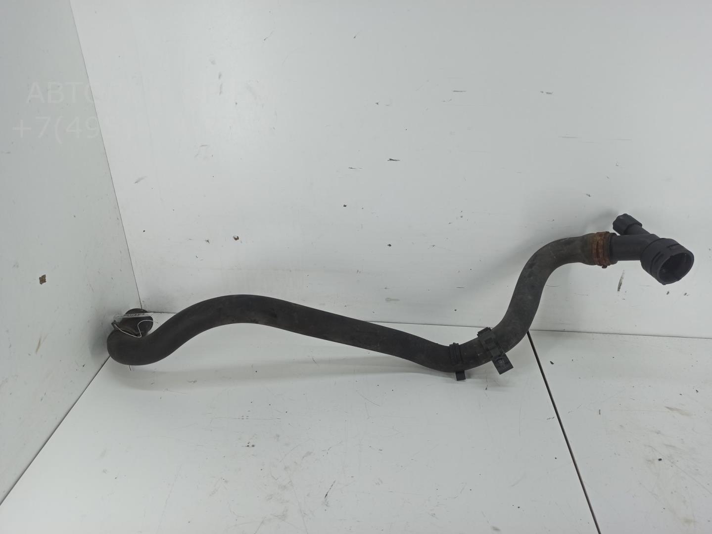 Патрубок радиатора