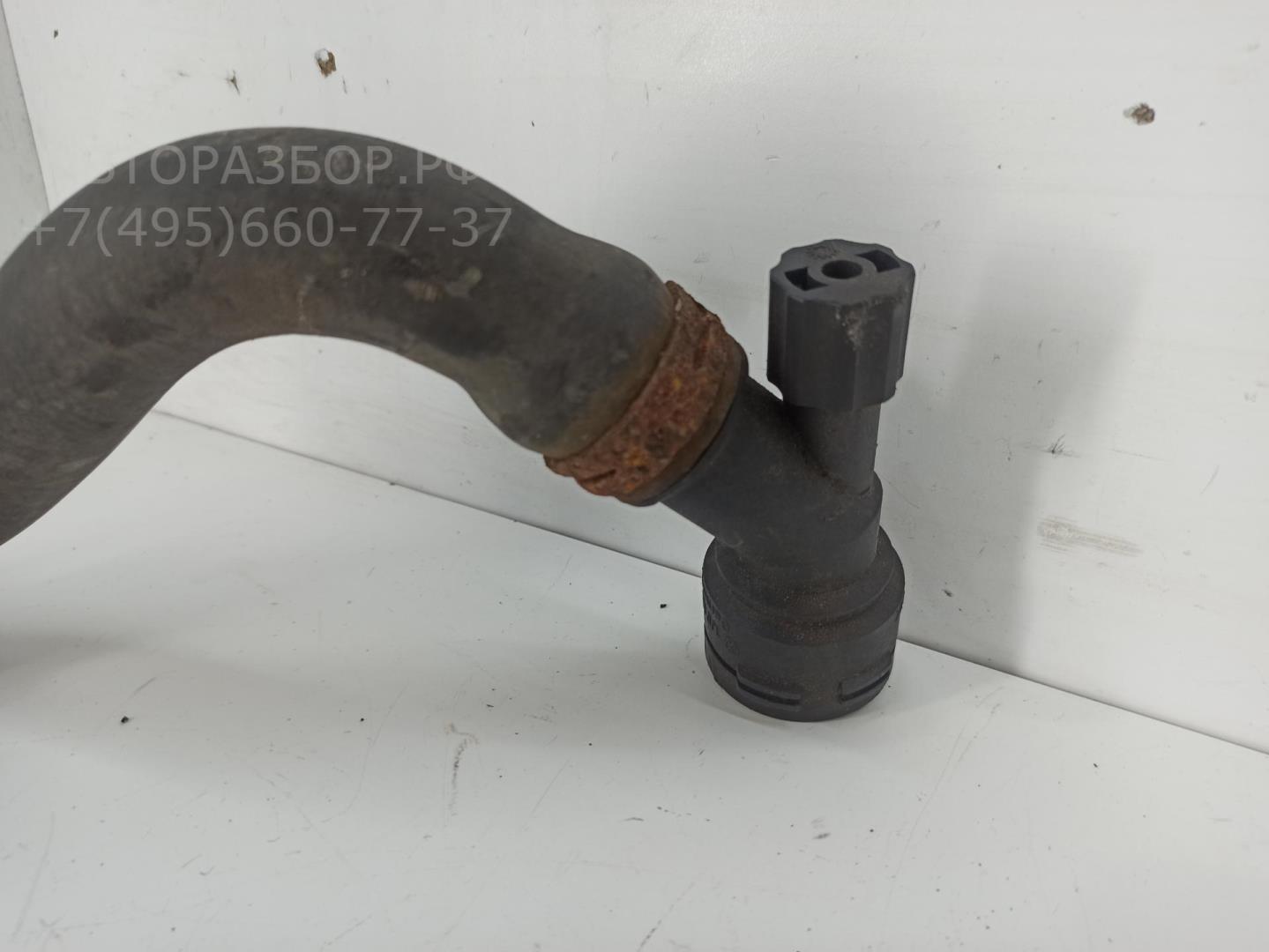 Патрубок радиатора