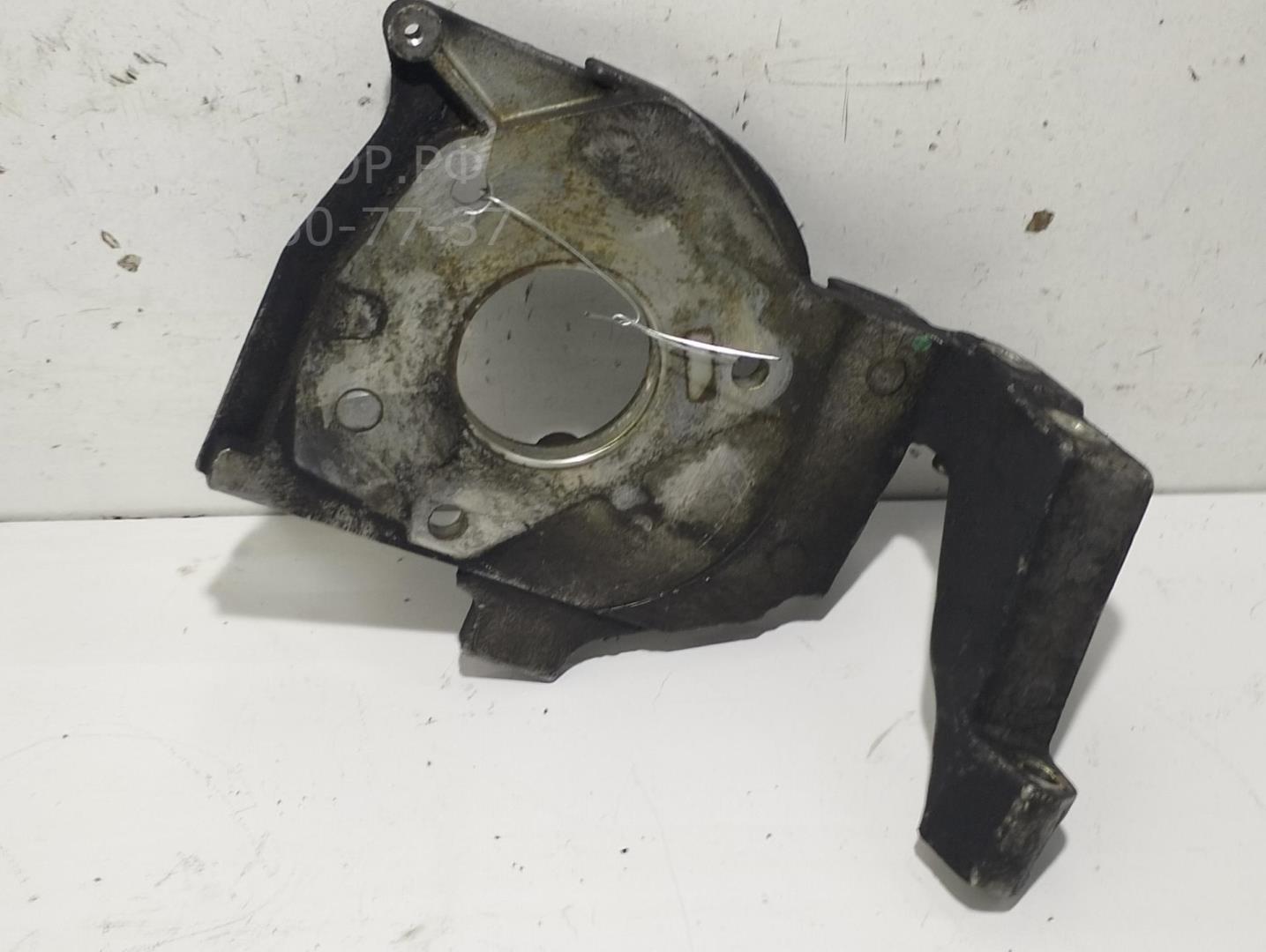 Кронштейн ТНВД