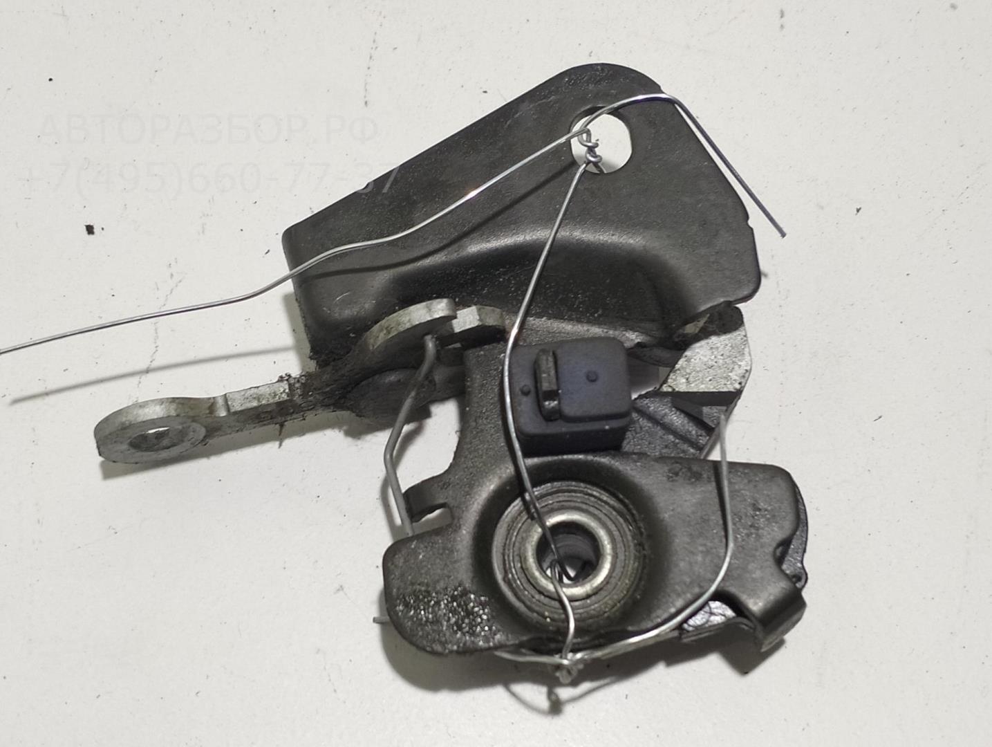 Замок багажника