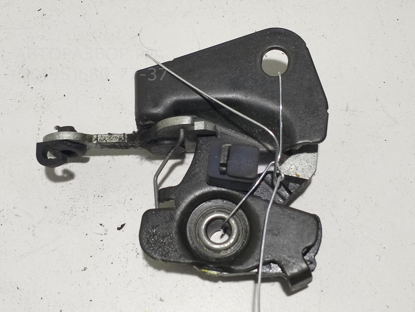 Замок багажника