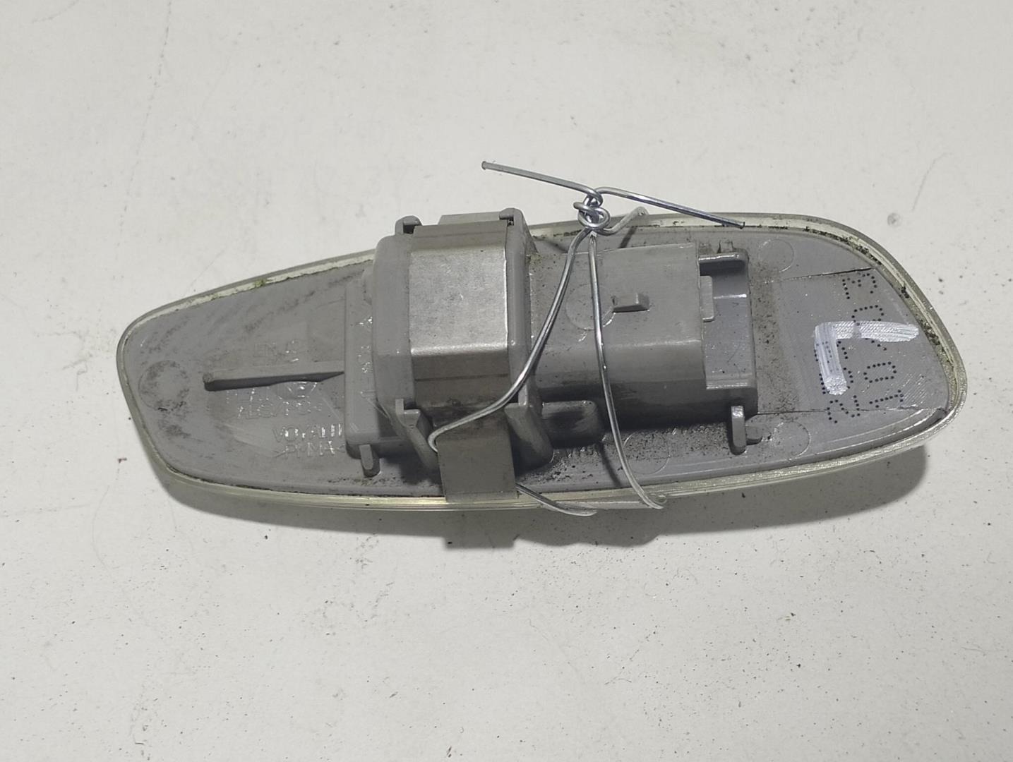 Указатель поворота левый