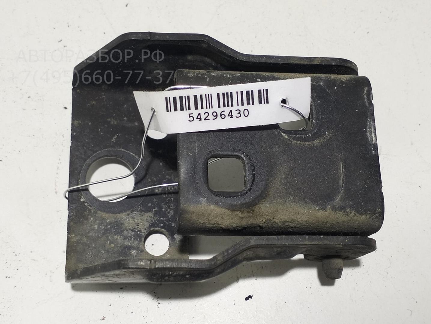 Петля крышки багажника