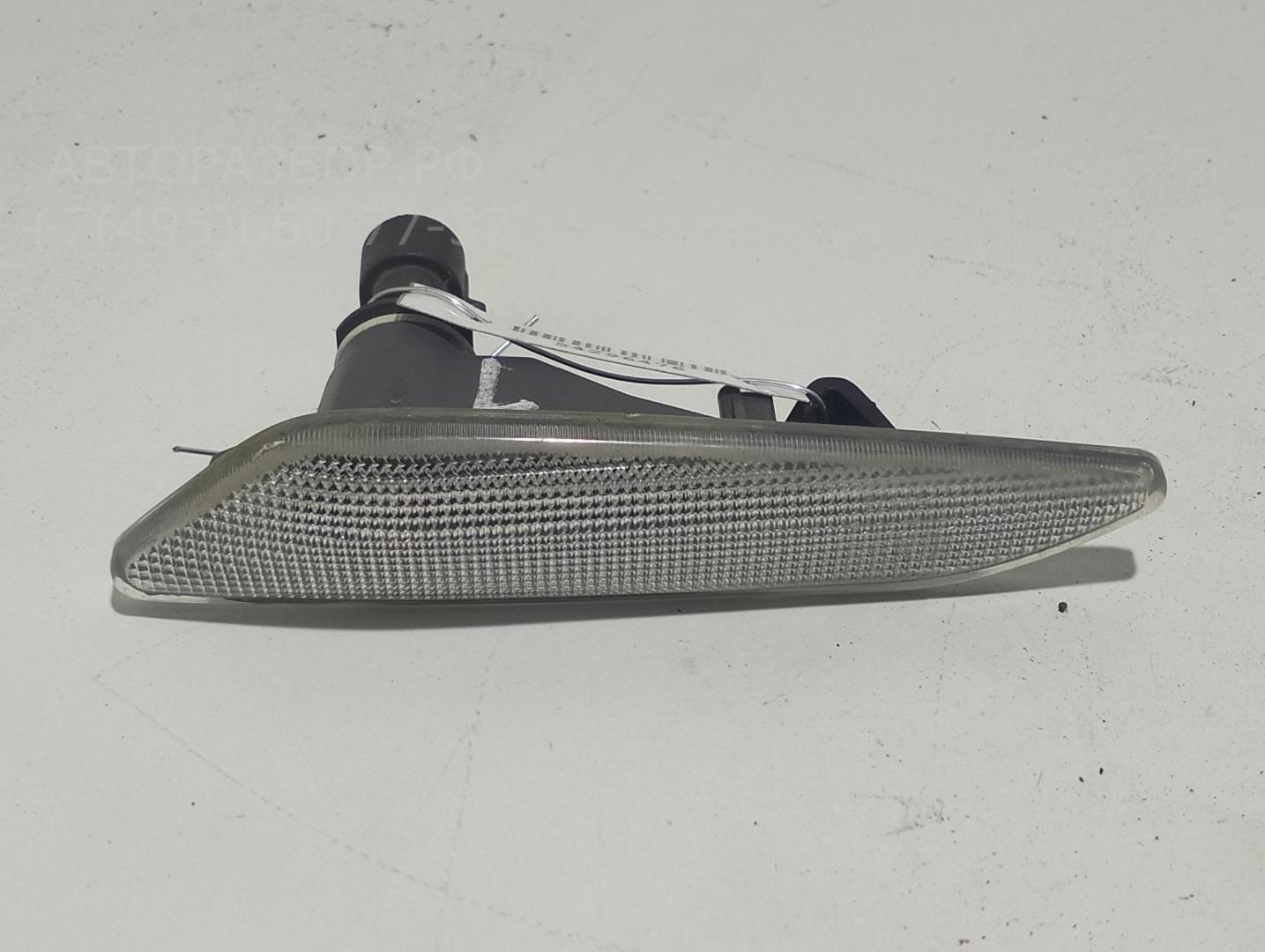 Указатель поворота левый