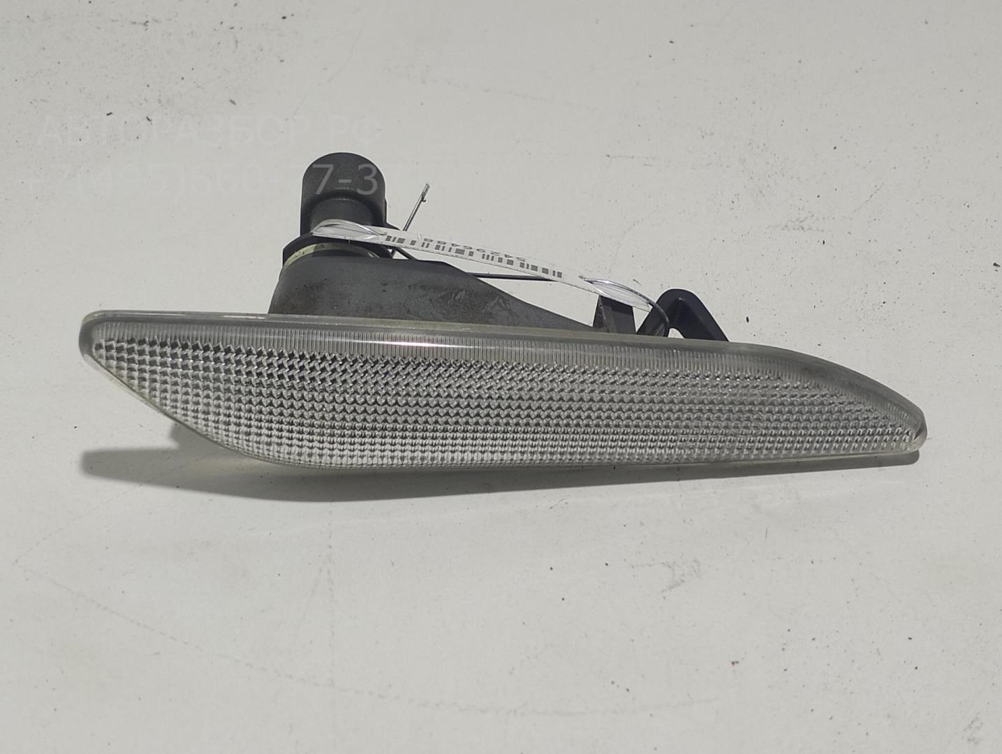 Указатель поворота правый