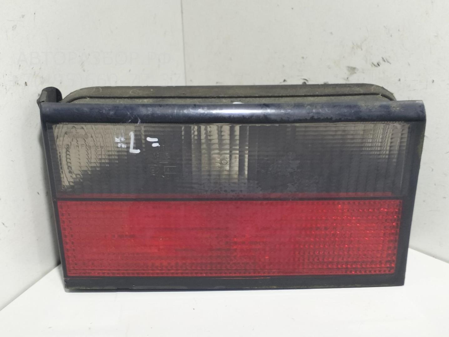 Фонарь задний внутренний левый