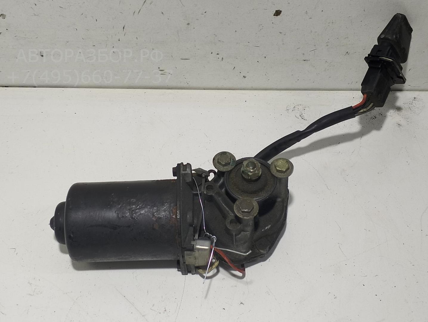 Моторчик стеклоочистителя передний