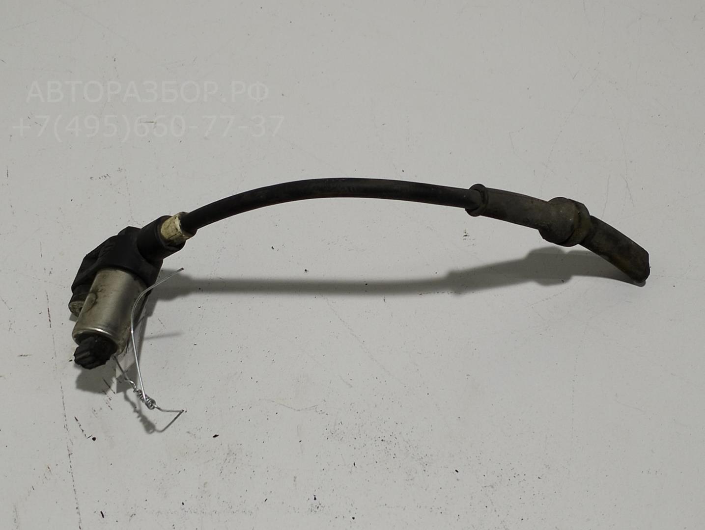 Датчик ABS передний