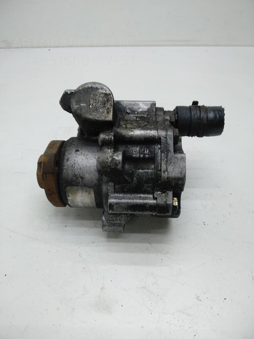 Насос ГУР (гидроусилитель руля)