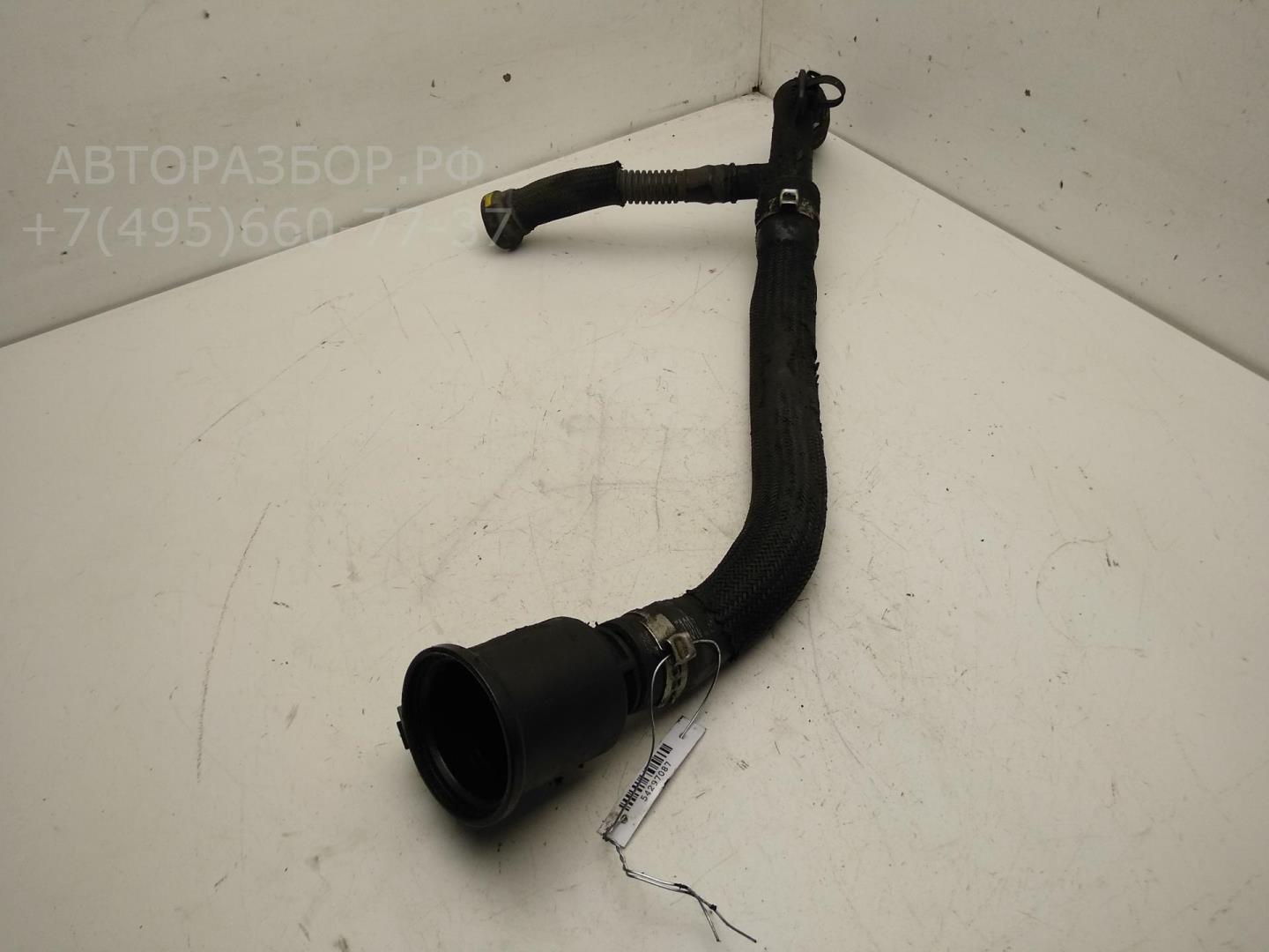 Маслозаливная горловина