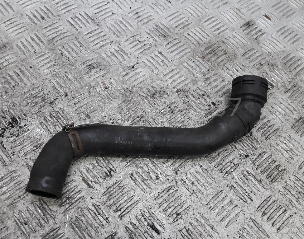 Патрубок радиатора