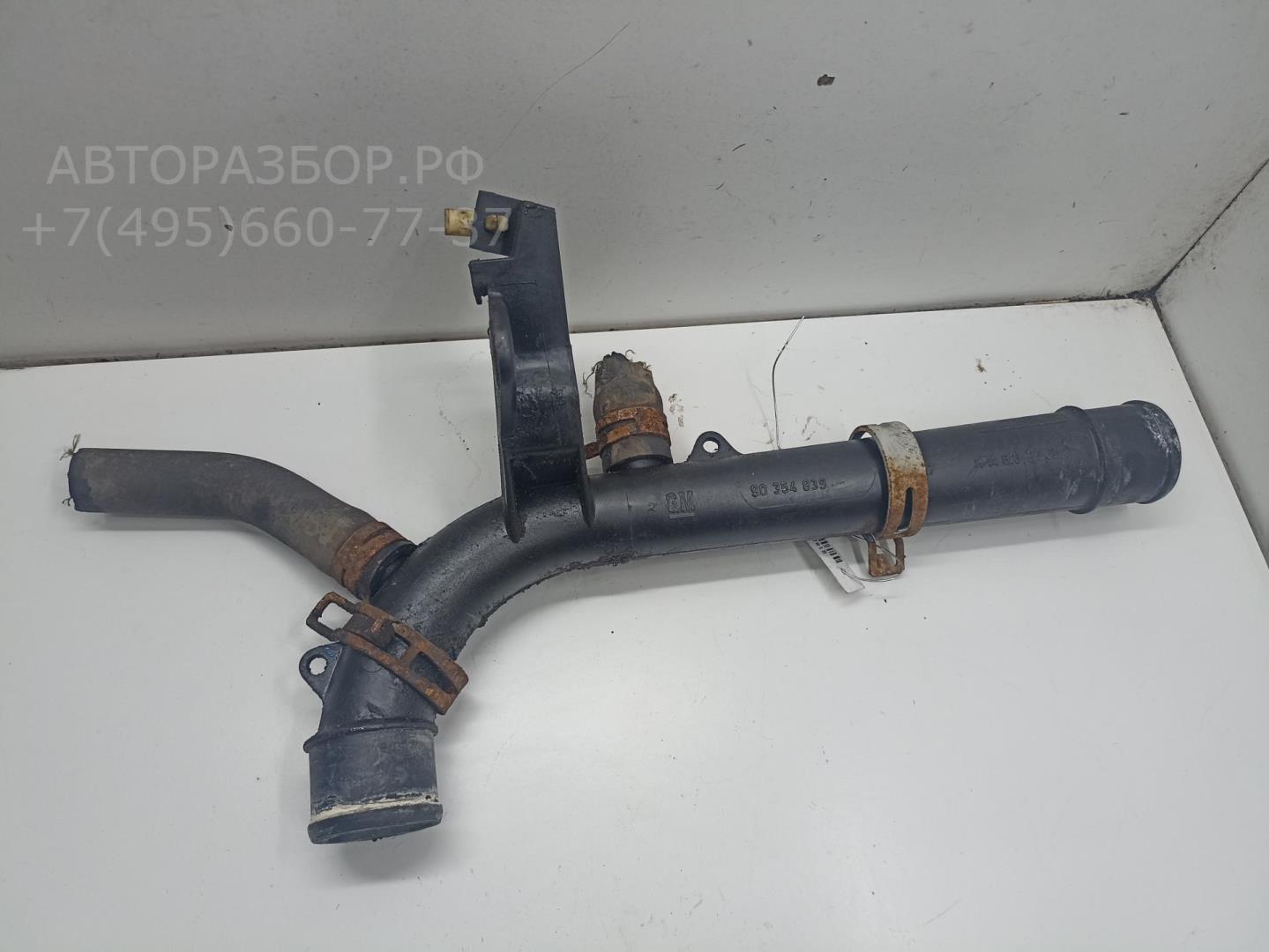 Трубка системы охлаждения