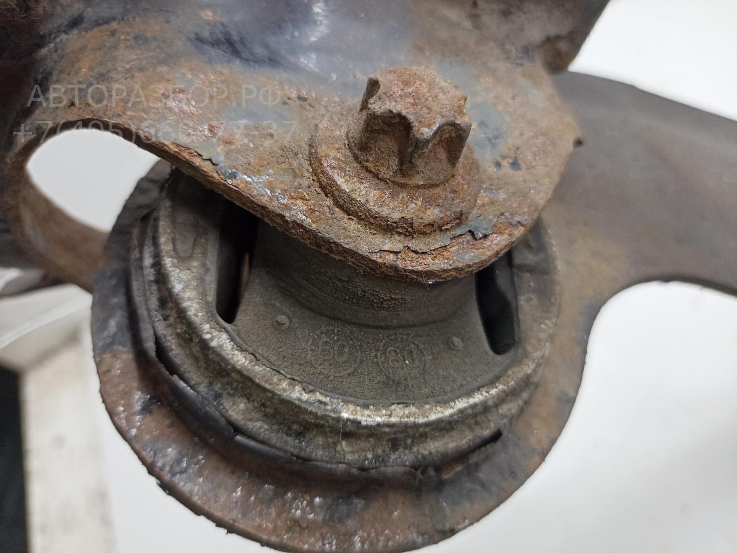 Рычаг задний левый