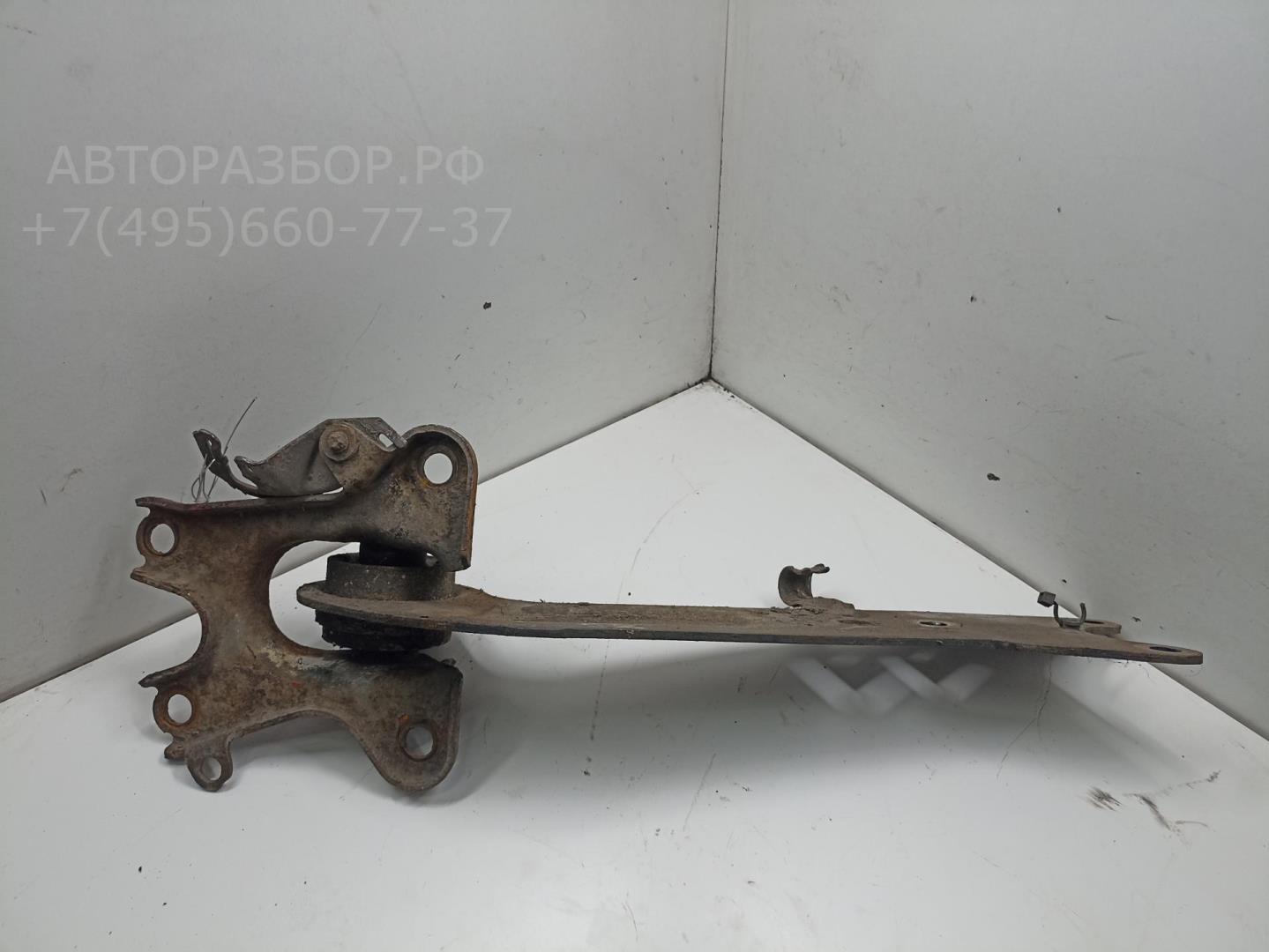 Рычаг задний левый