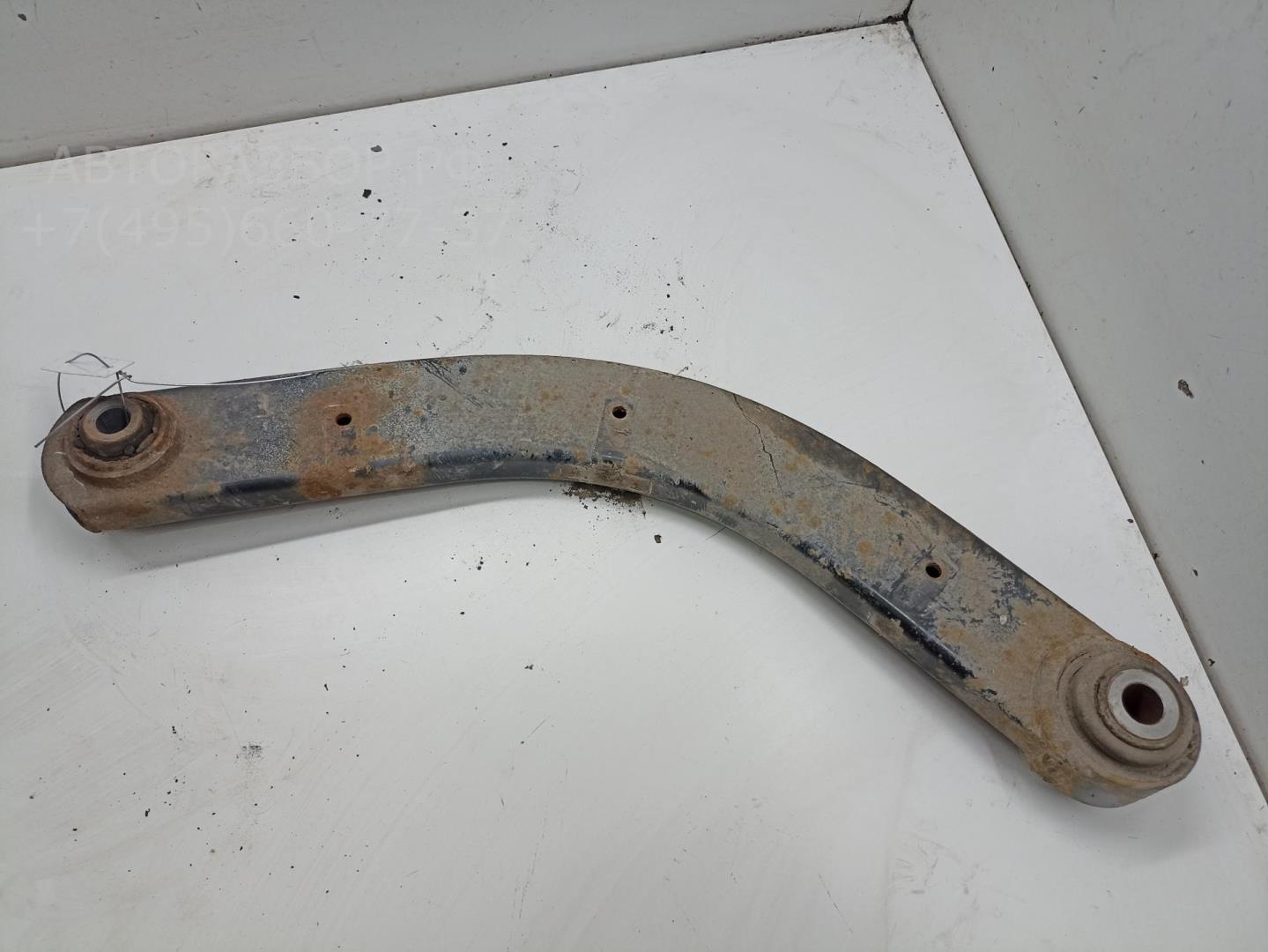 Рычаг задний правый