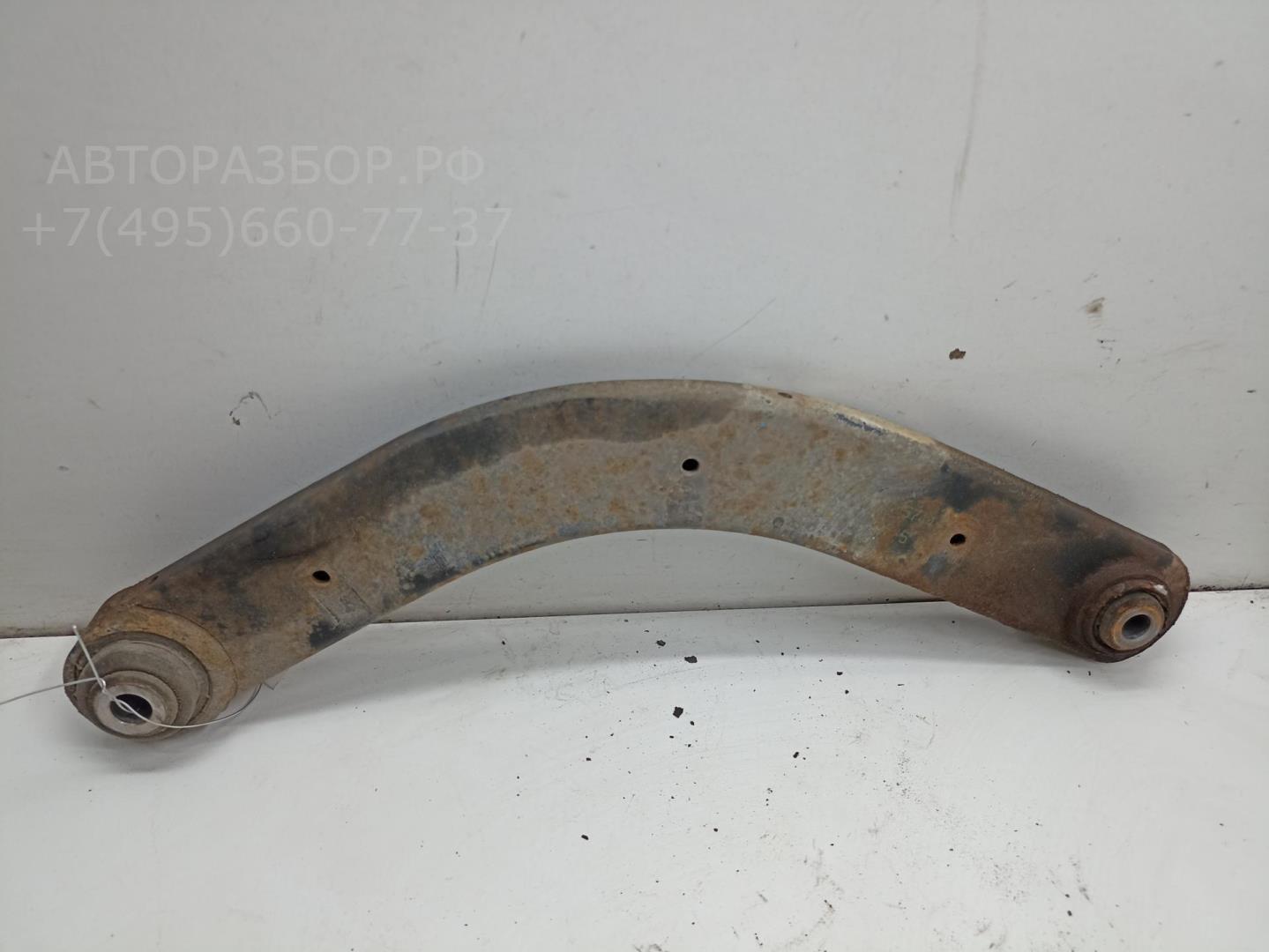 Рычаг задний правый