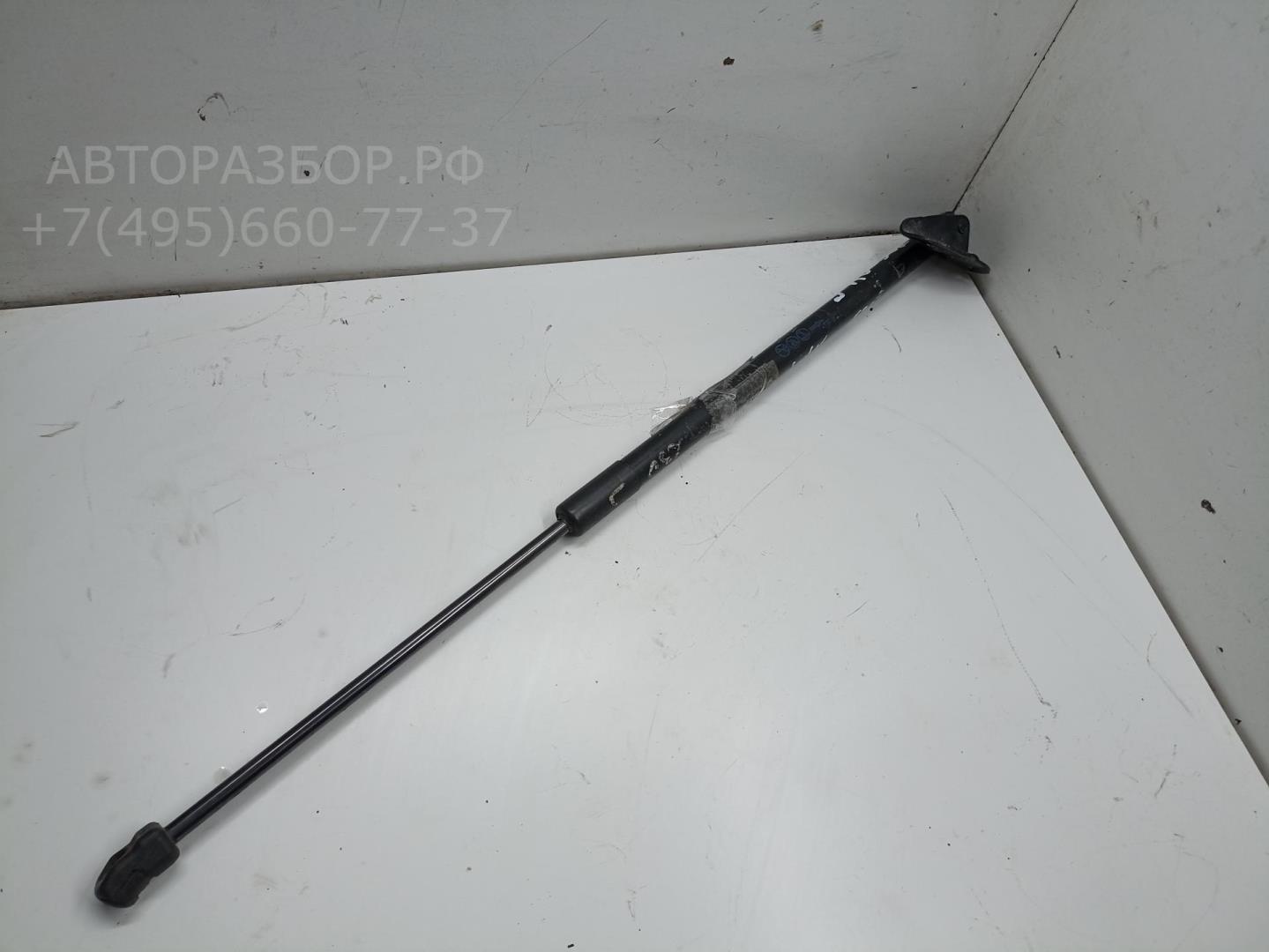 Амортизатор крышки багажника