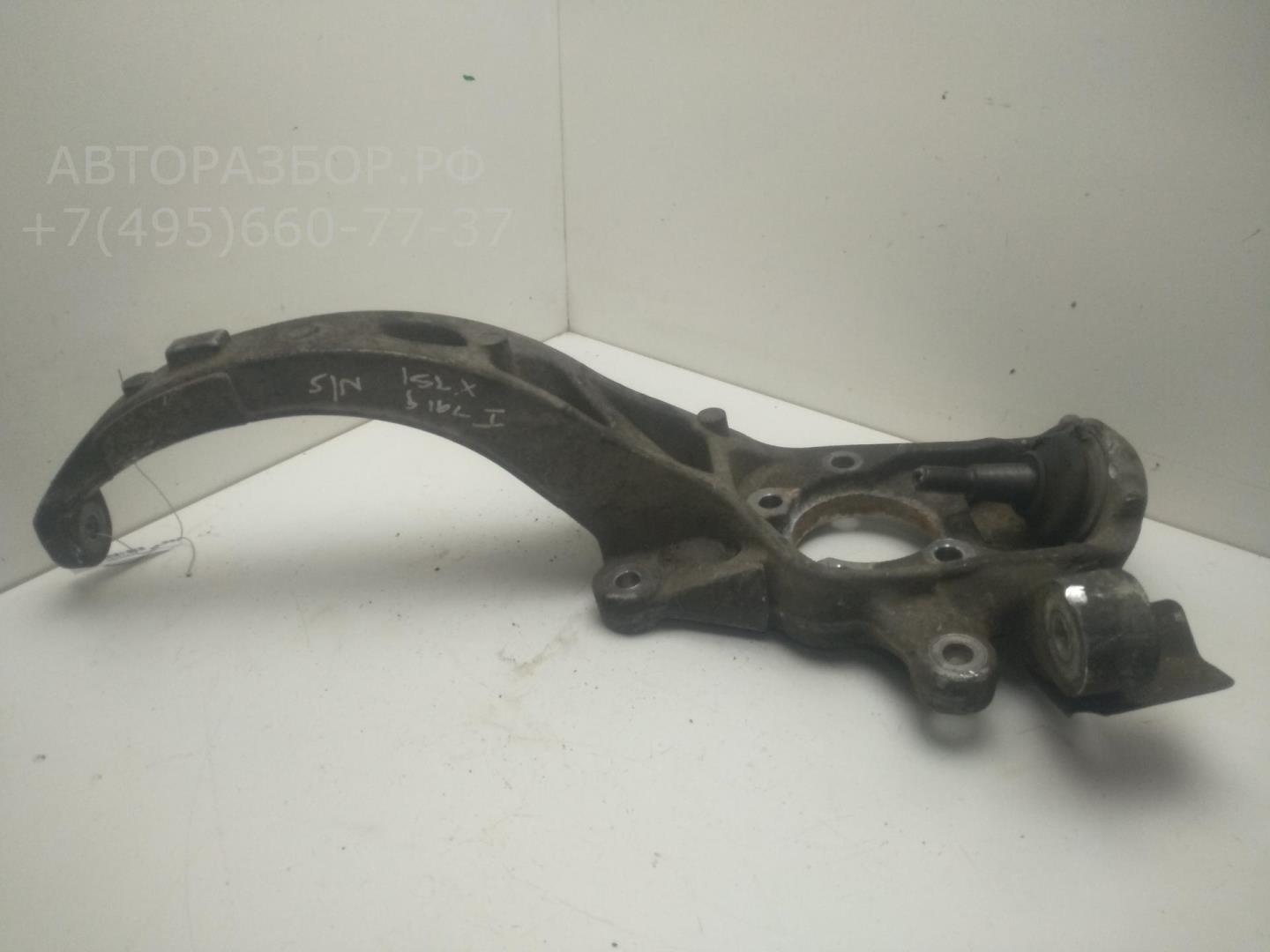 Кулак поворотный передний левый