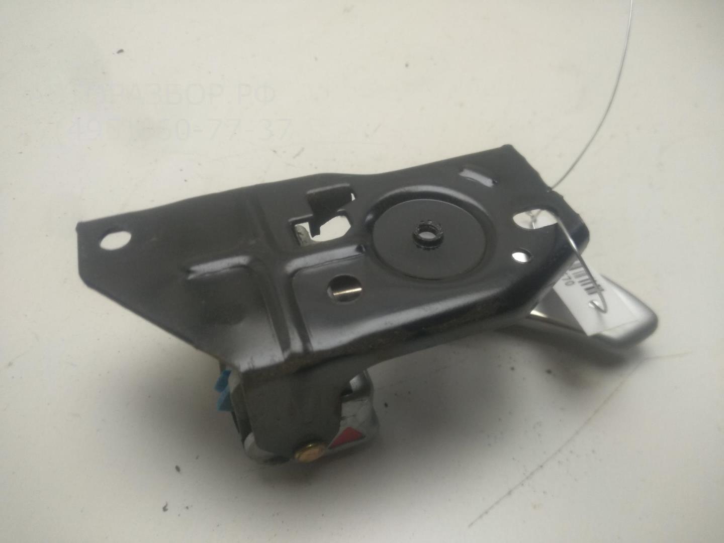 Ручка двери передней внутренняя левая