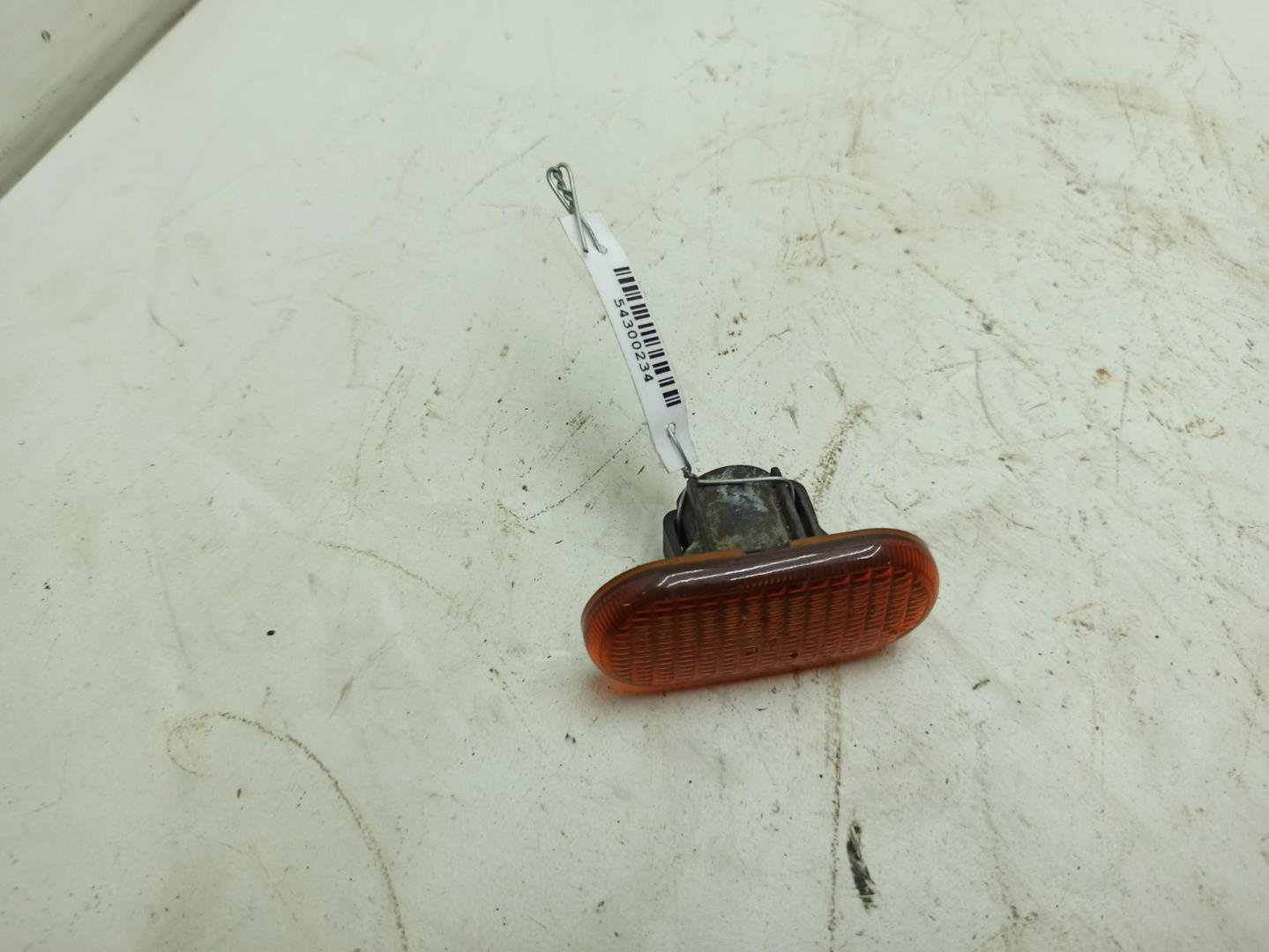 Указатель поворота левый