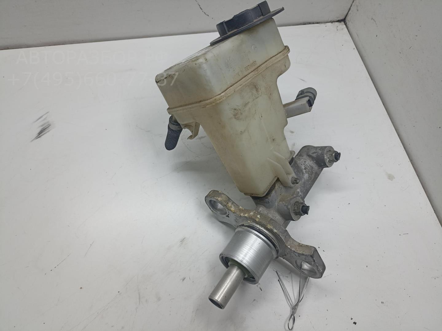 Цилиндр тормозной главный