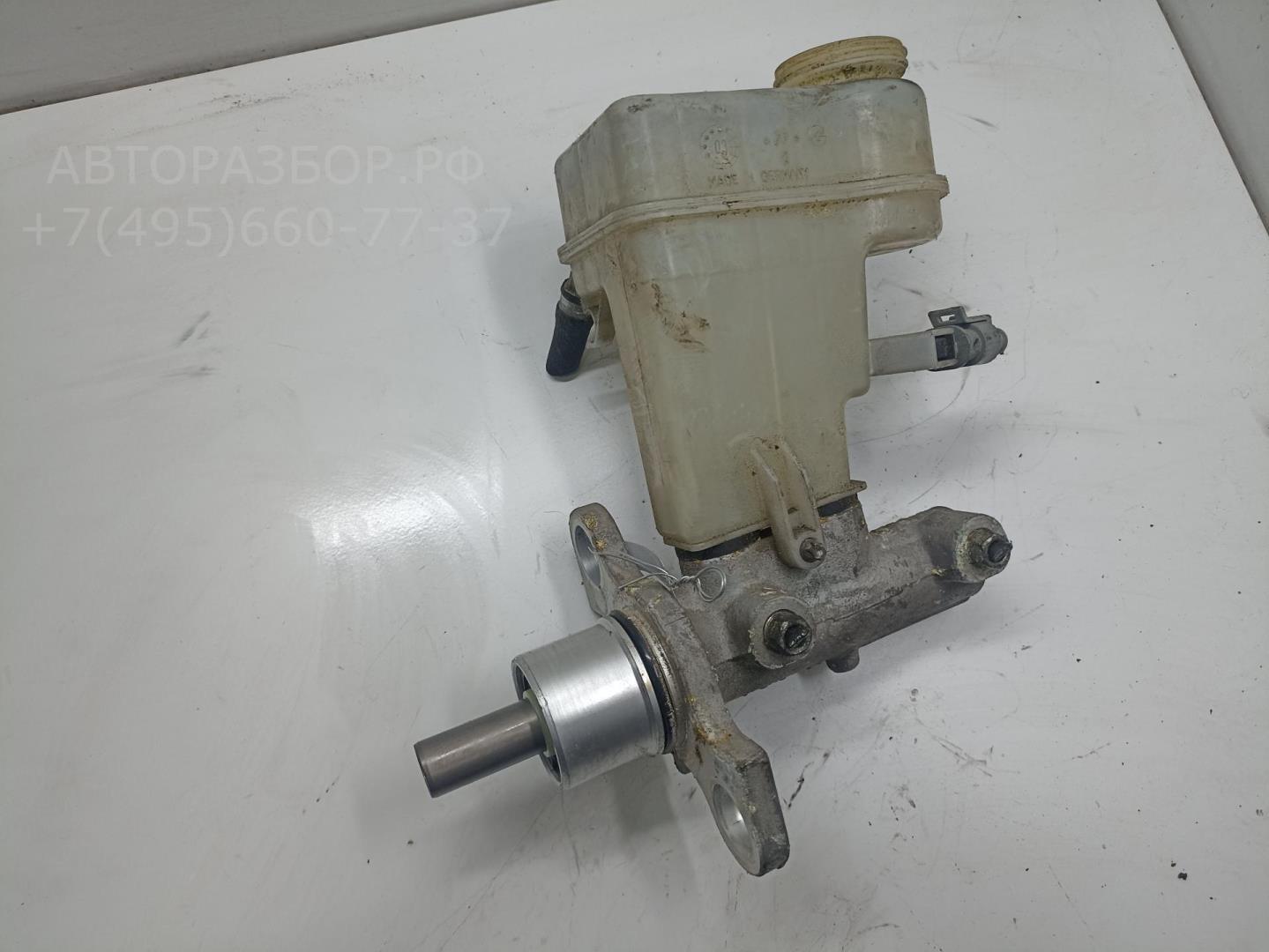 Цилиндр тормозной главный