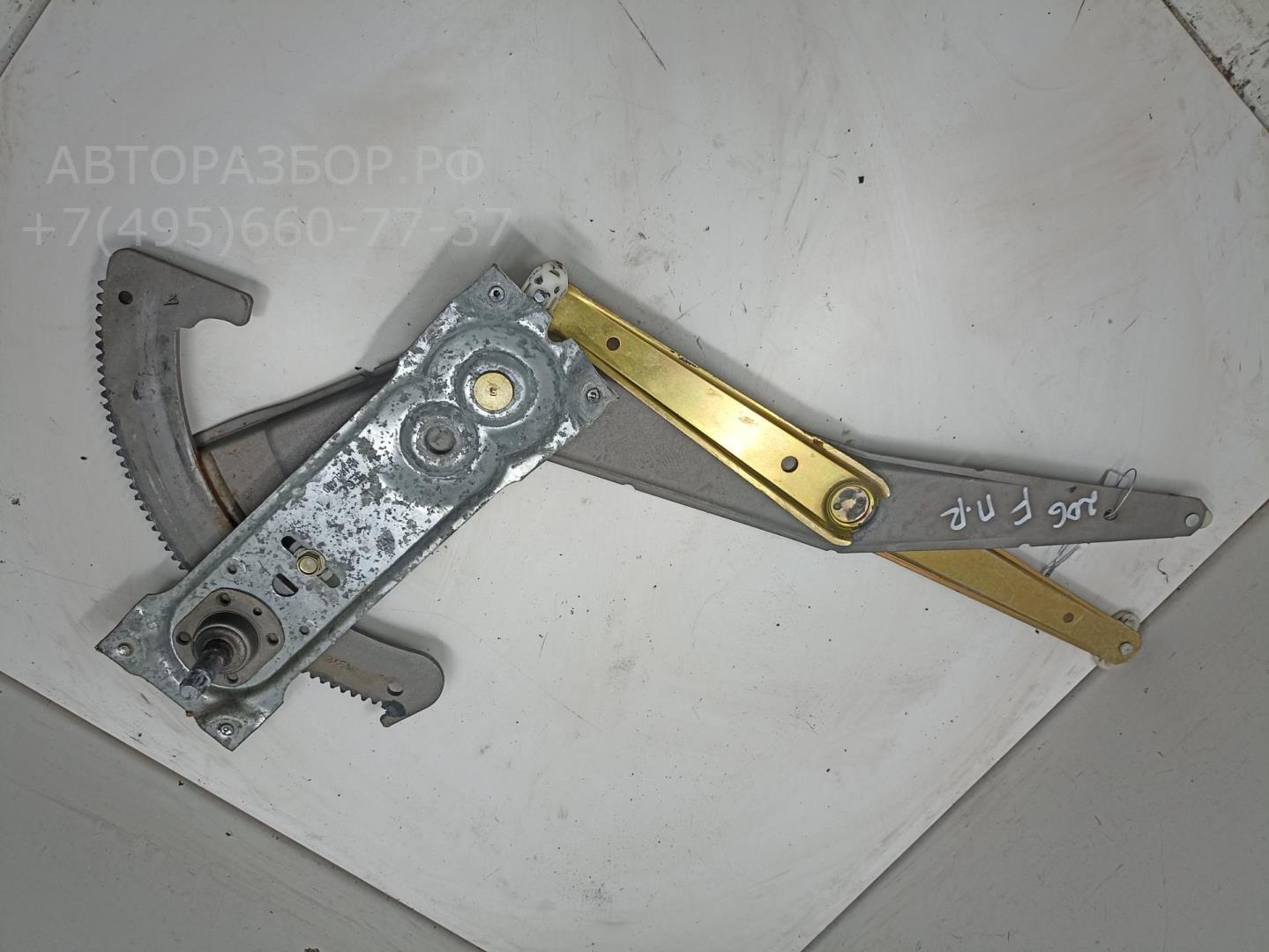 Стеклоподъемник механ. передний правый