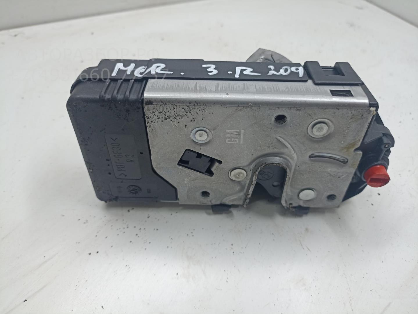 Замок двери задней правой