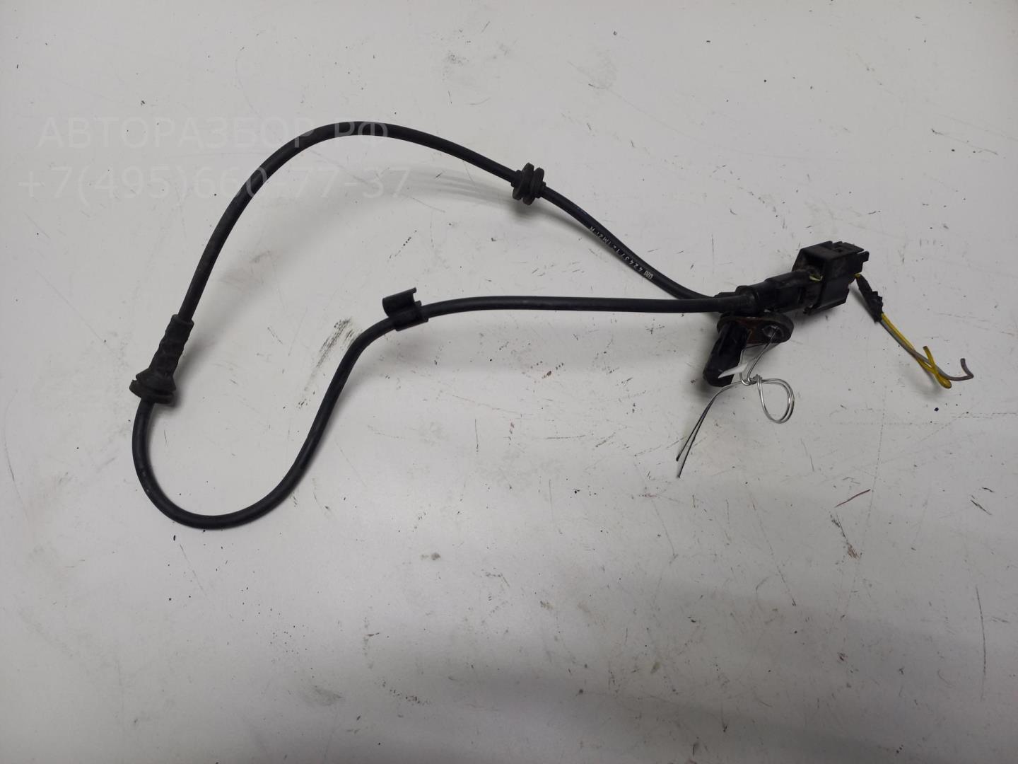 Датчик ABS передний