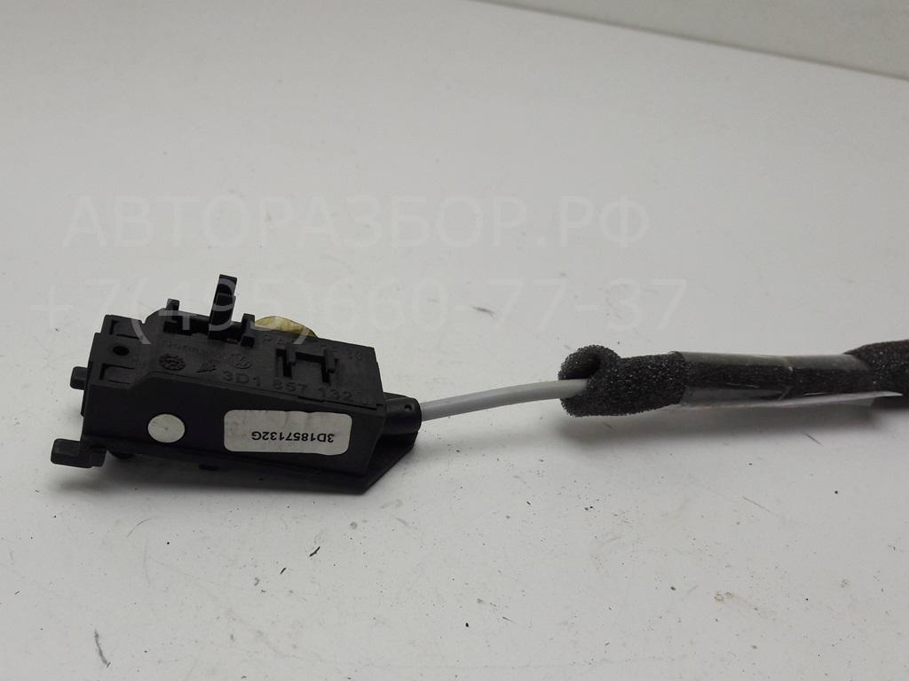 Замок бардачка