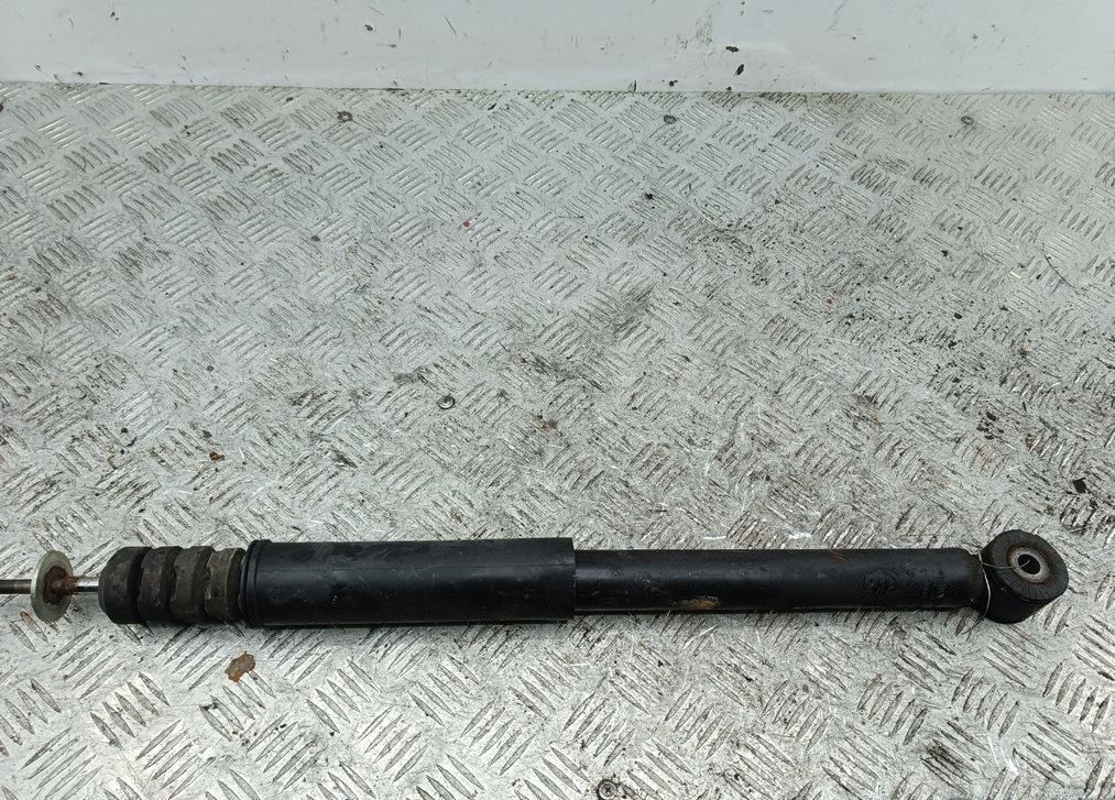 Амортизатор задний правый