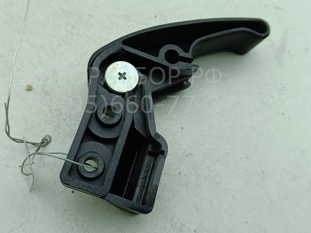 Ручка открывания капота