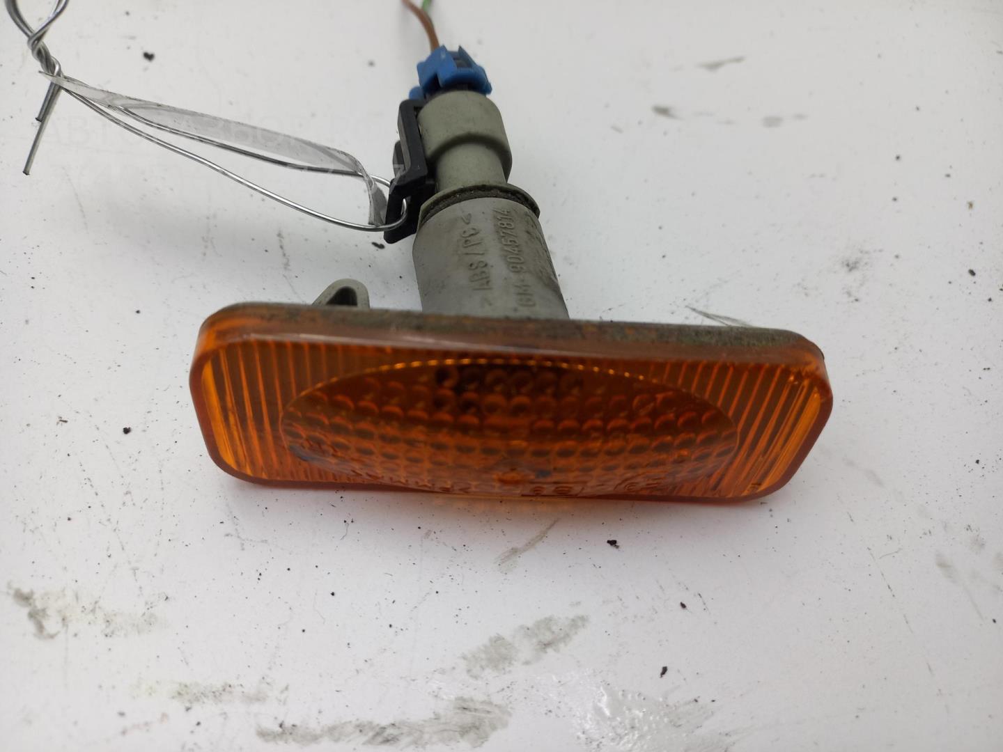 Указатель поворота правый