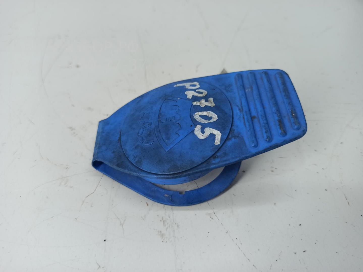 Крышка бачка омывателя