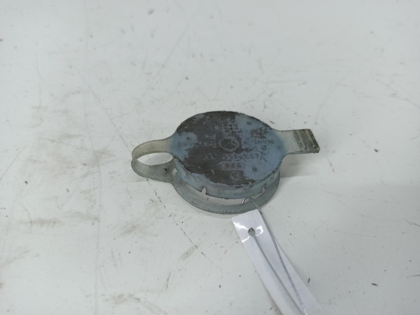 Крышка бачка омывателя