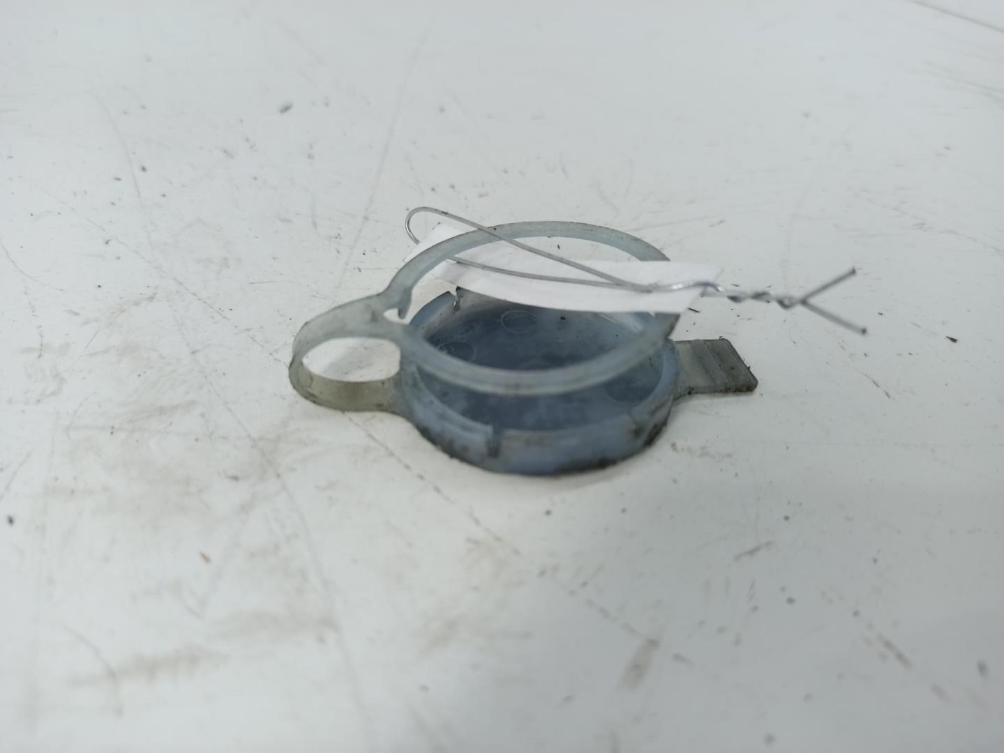 Крышка бачка омывателя