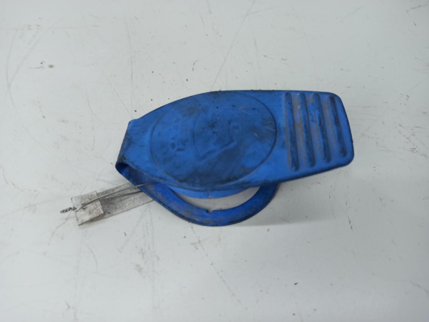 Крышка бачка омывателя