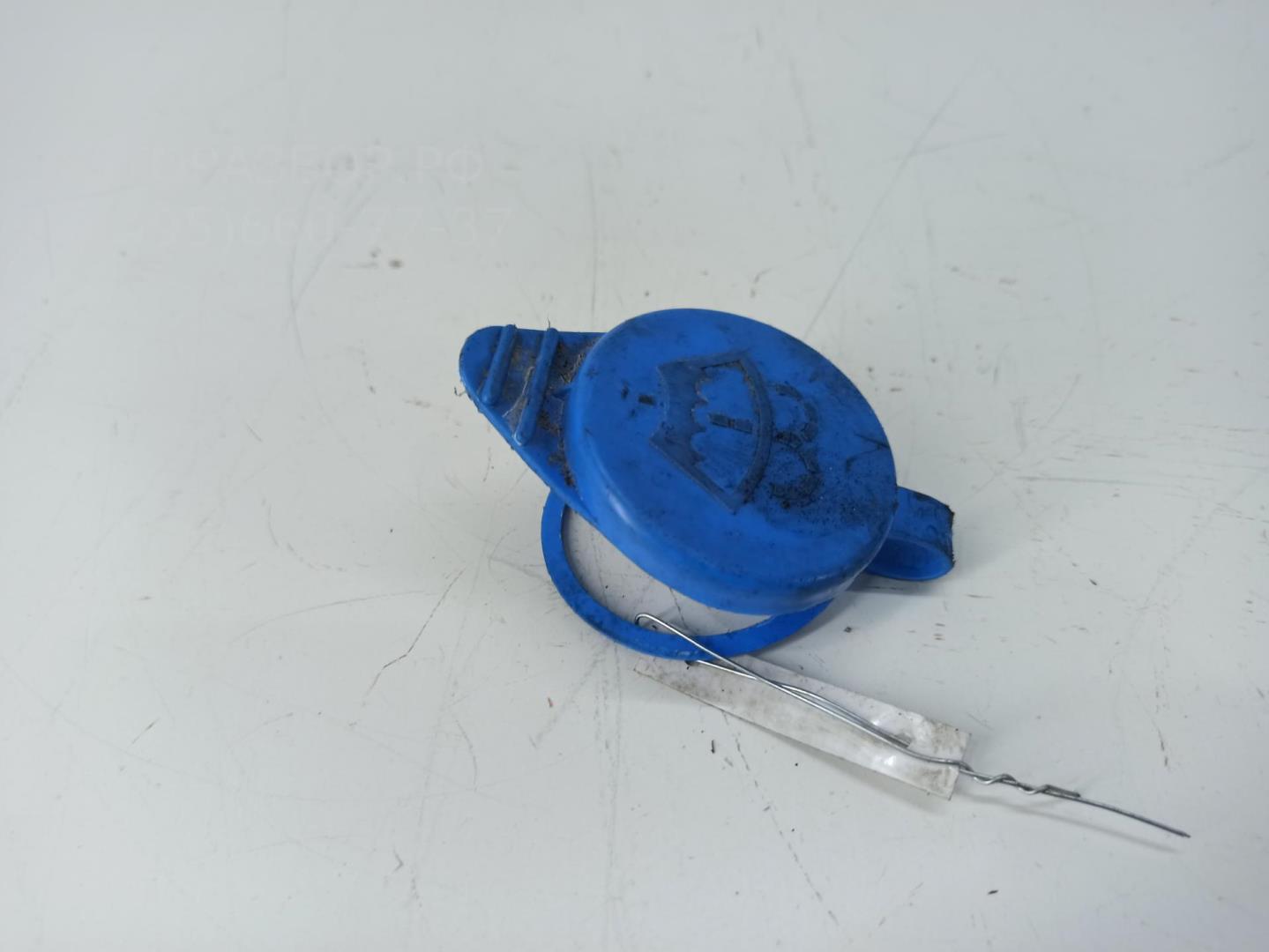 Крышка бачка омывателя