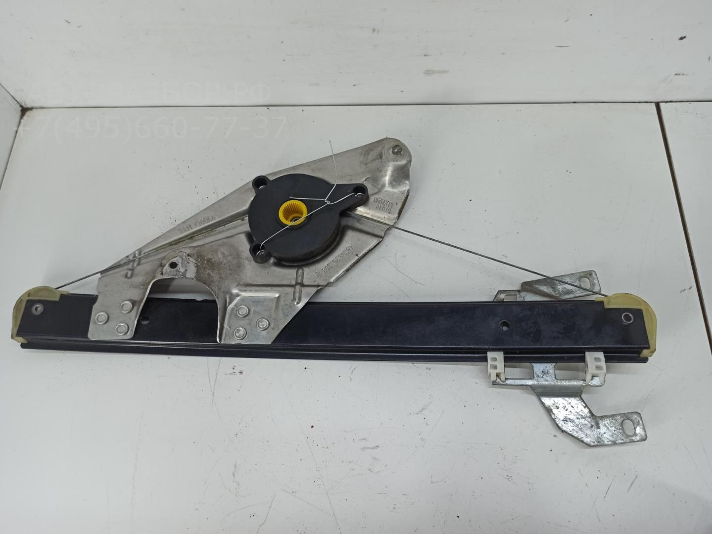 Стеклоподъемник электр. задний правый