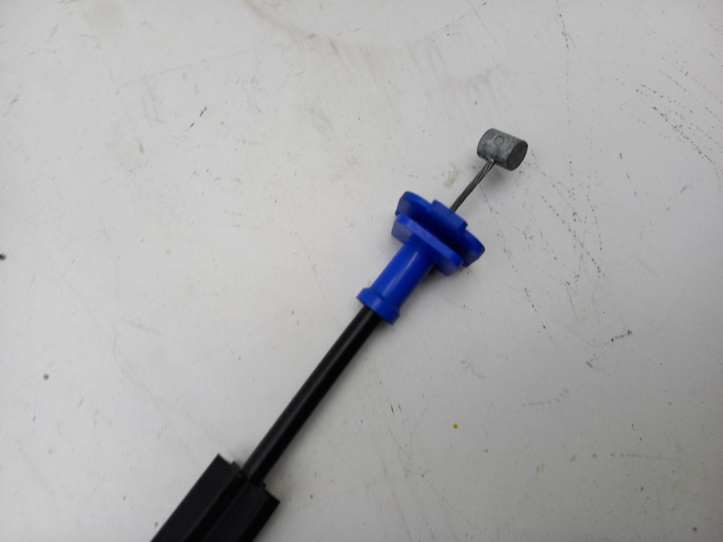 Трос открывания двери