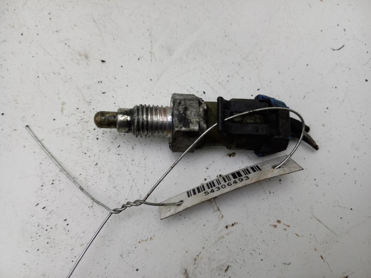 Датчик включения заднего хода