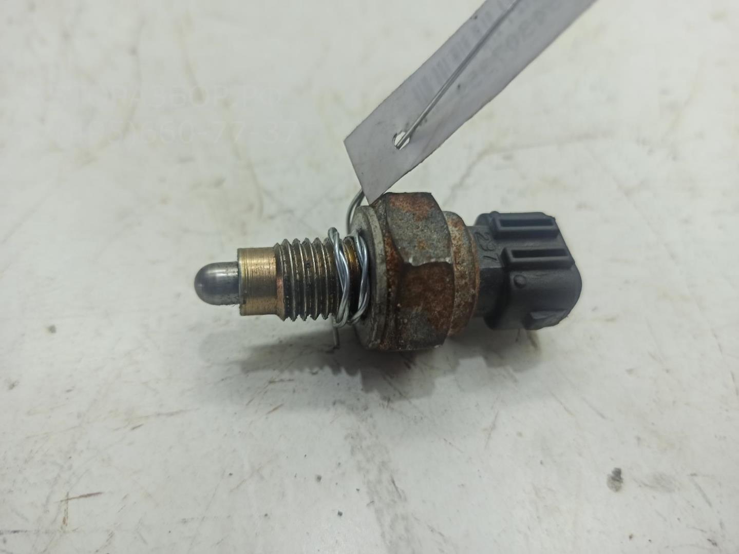 Датчик включения заднего хода