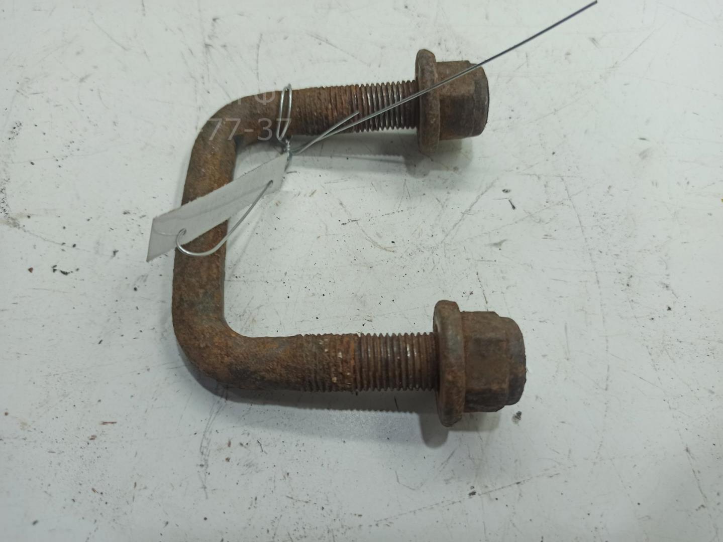 Стремянка задней рессоры