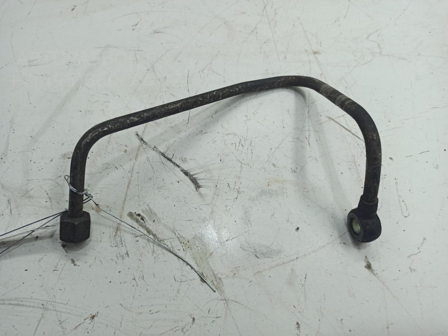 Трубка масляная