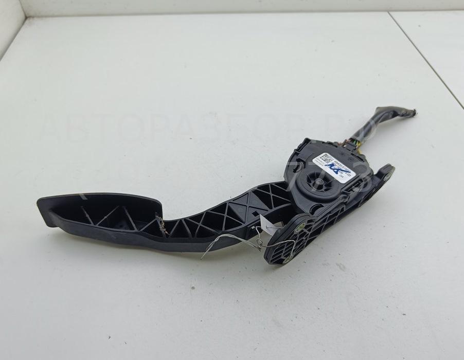 Педаль газа