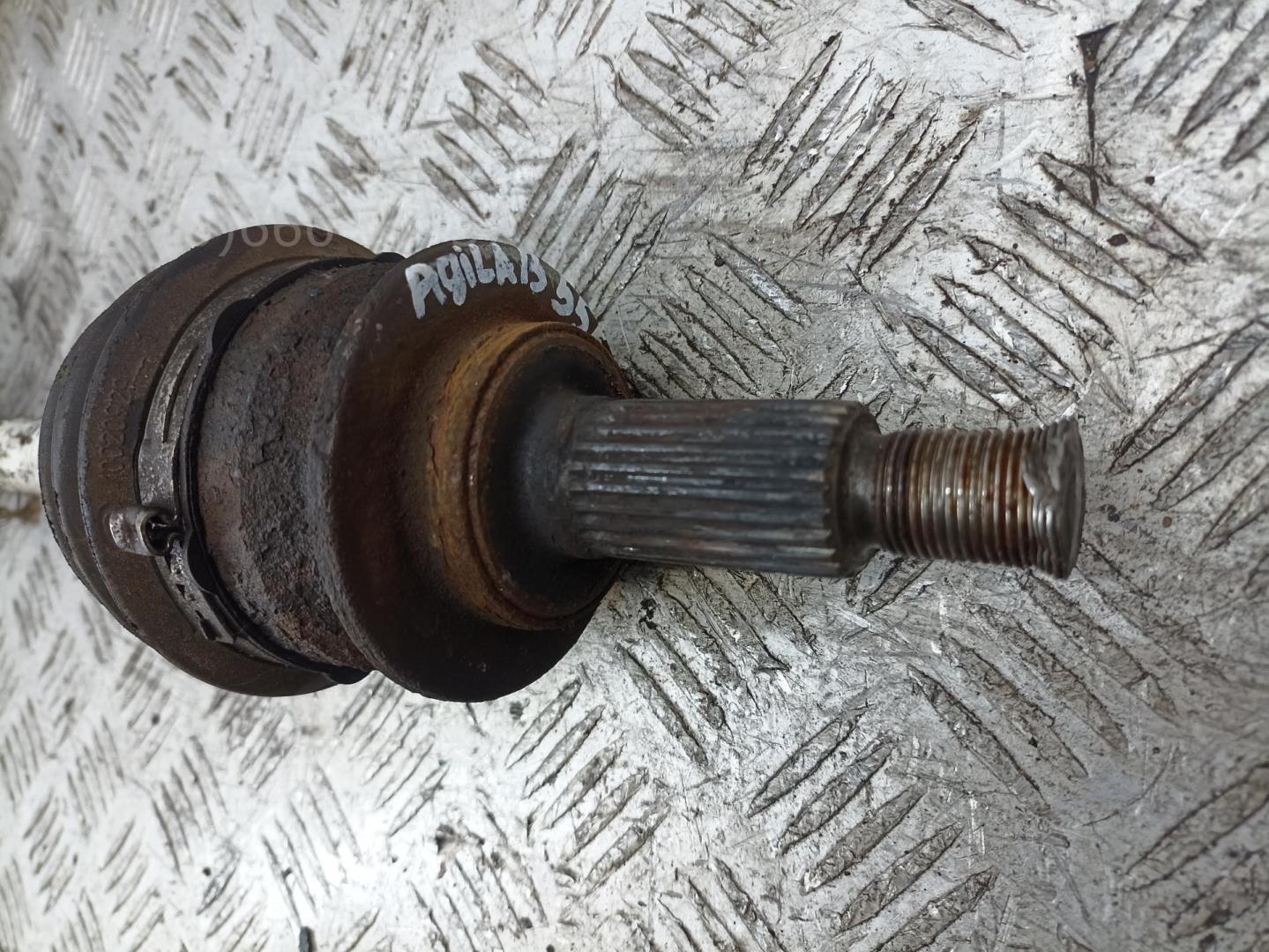 Полуось передняя левая